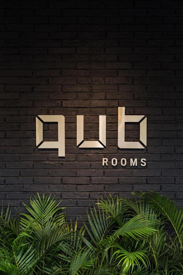 Qub Rooms Semarang Exterior foto